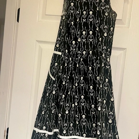 Skeleton Print Dress with White Collar - Picture 2 of 3